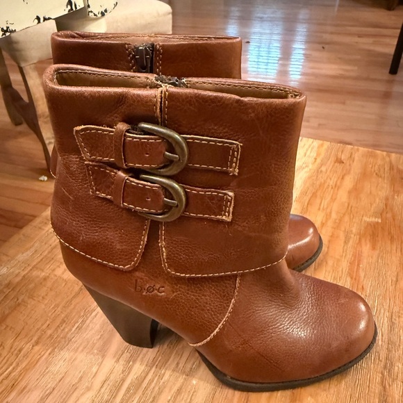 boc Brown Heeled Boots with Chunky Heel and Buckle Straps - Picture 1 of 6